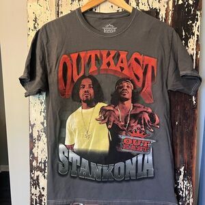 OutKast Stankonia Graphic Gray T-Shirt. Unisex size small.